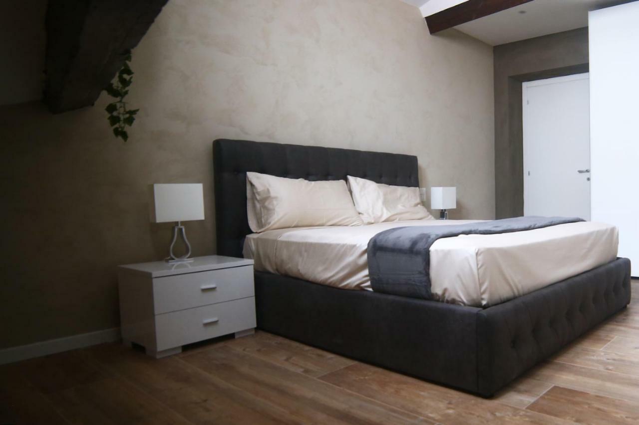 شقة ميلان  في Garibaldi Fifty Attic Near Duomo المظهر الخارجي الصورة